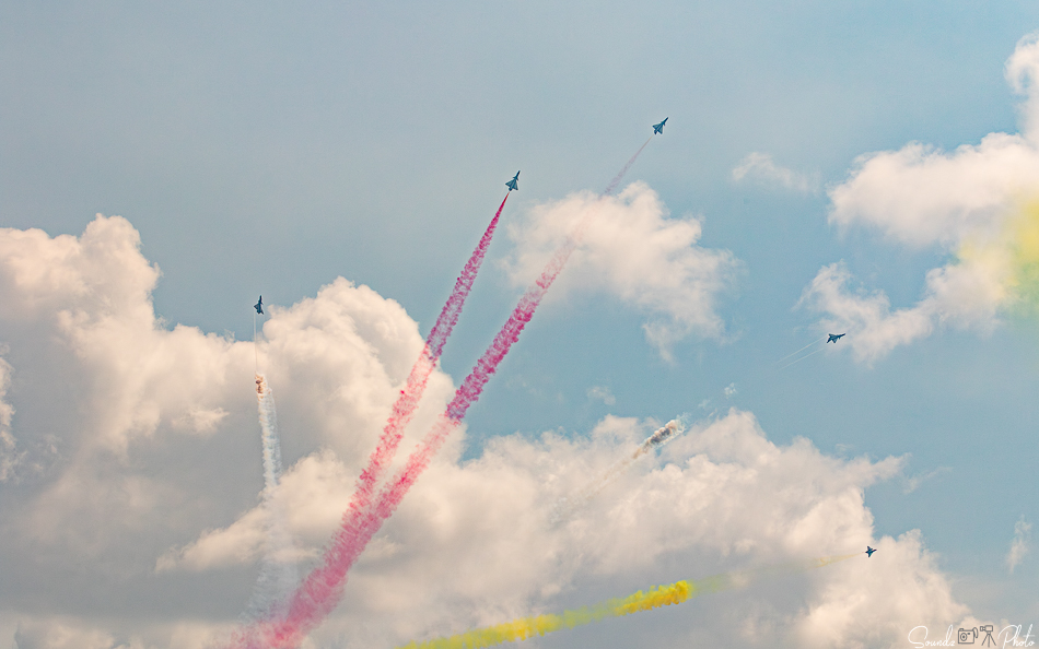 Canon EOS 7D Mark II - EF70-300mm f/4-5.6L IS USM